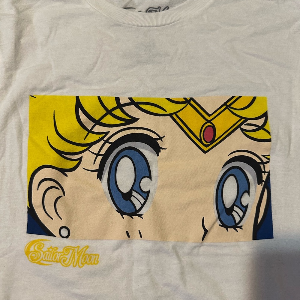 Sailor Moon Graphic Tshirt White Womens Small Naoko Graphic Novel memorabilia